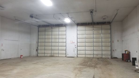 RJ Corman-5,000 SQ FT Shop On 10 Acres With Office Trailer : 6011 138th Ave NW, Williston, ND 58801